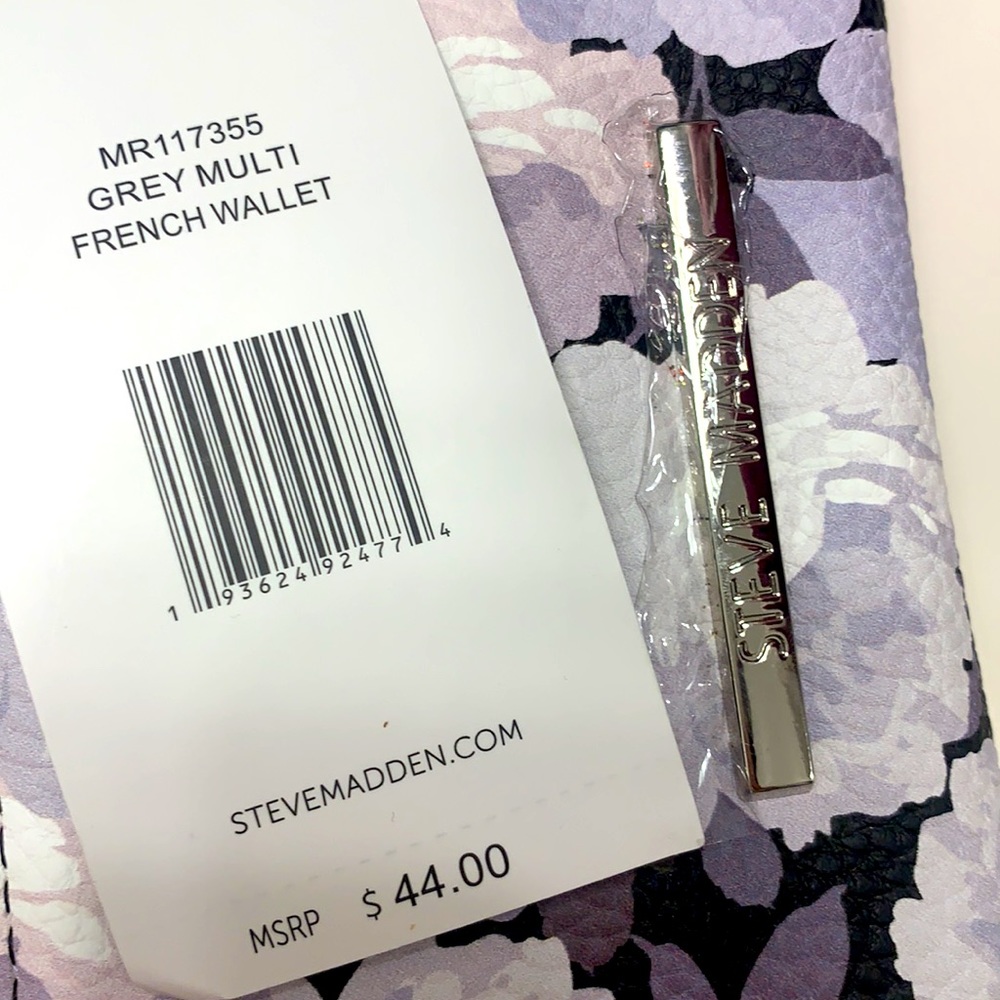 Steve Madden wallet - Picture 2 of 8